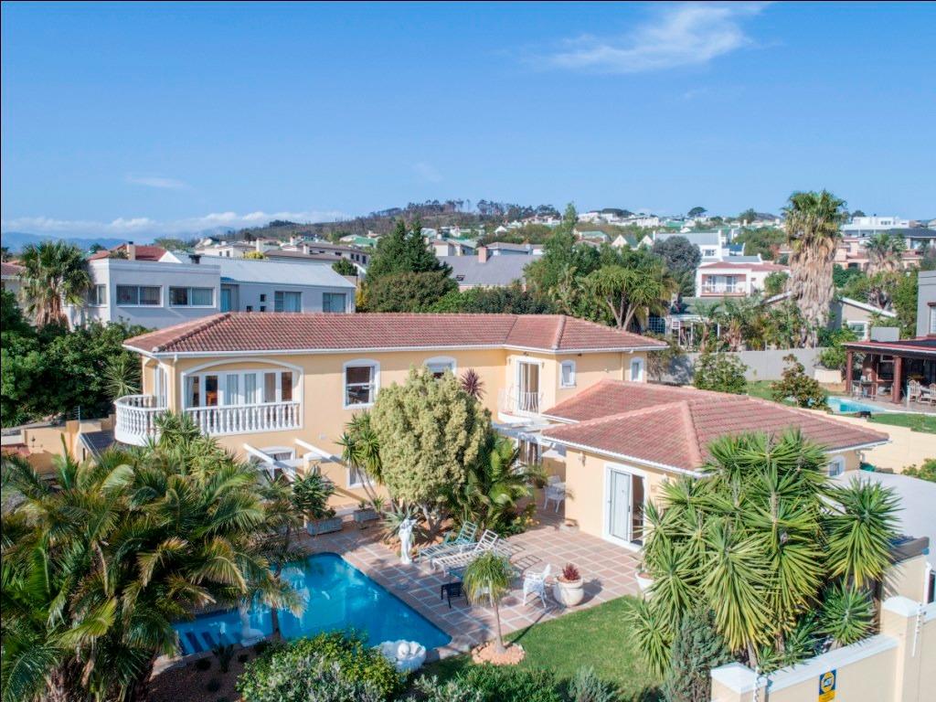 Olive Grove Property Property and houses for sale in Olive Grove