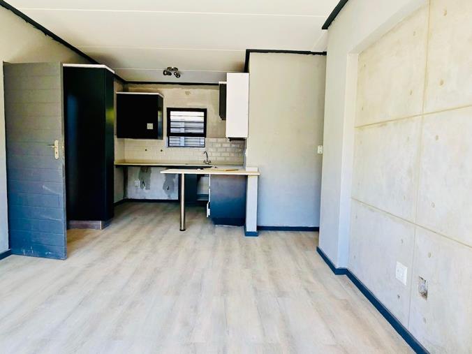 2 Bedroom Apartment / Flat for Sale in Montana