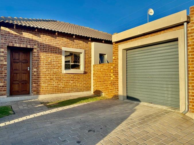 3 Bedroom Townhouse to Rent in Terra Nova