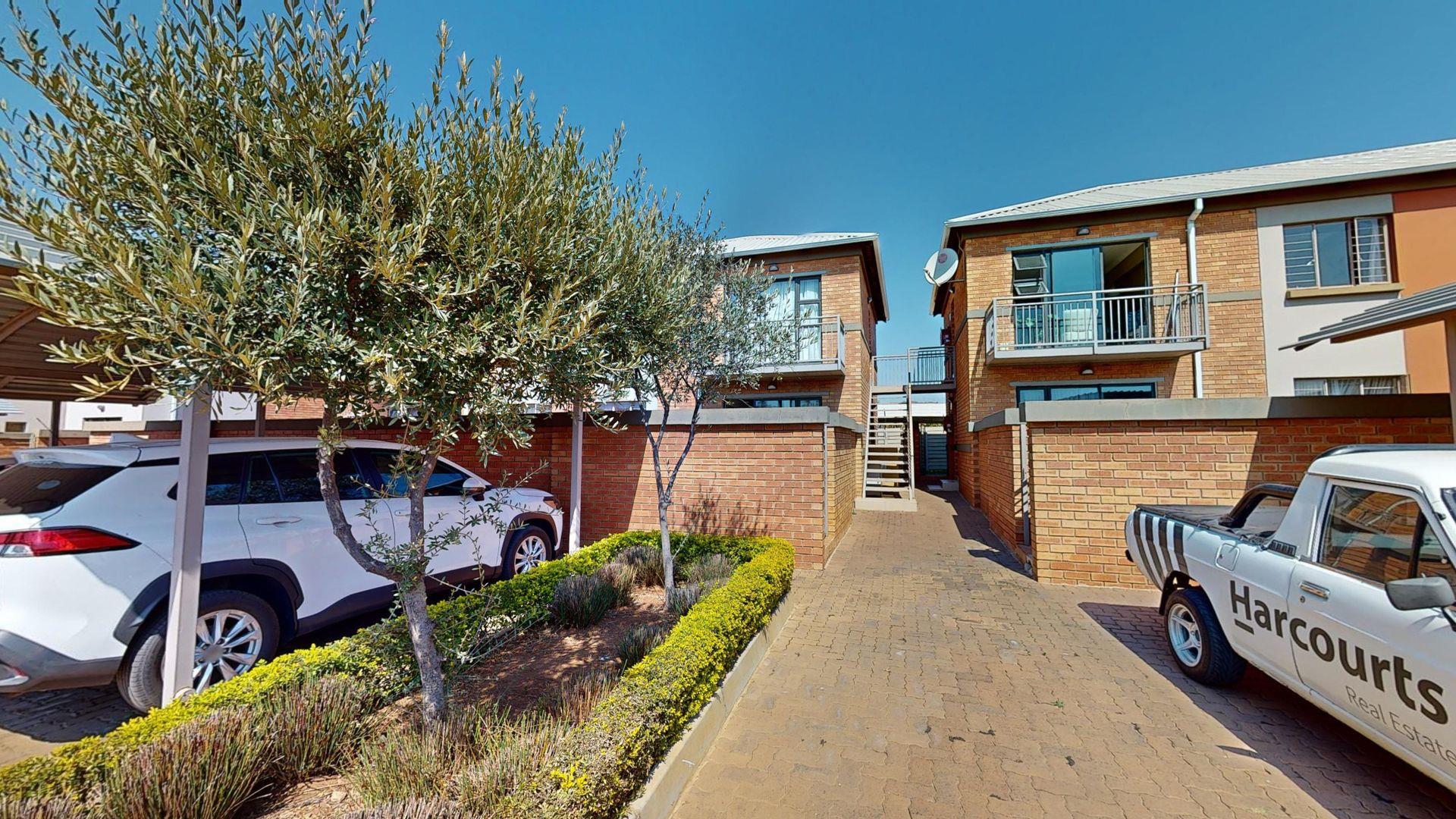 2 Bedroom Townhouse for sale in Pretoria West 56 Ss Grand West, 607