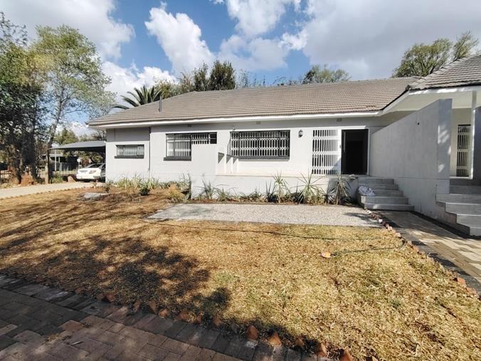 3 Bedroom House to Rent in Eldoraigne