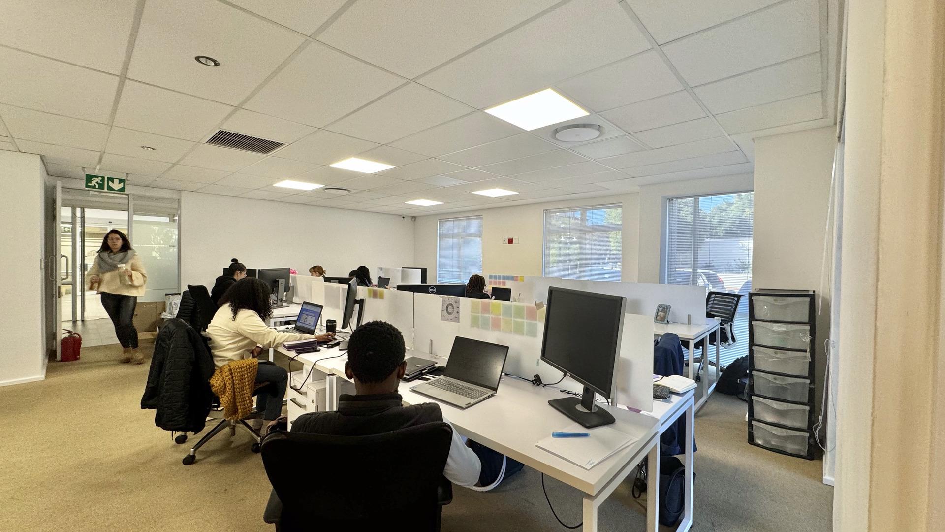 Commercial property to rent in Waterfront Nautica, 100 Beach Road