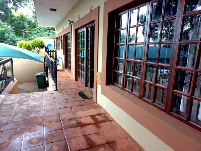 5 Bedroom House to Rent in Kosmos