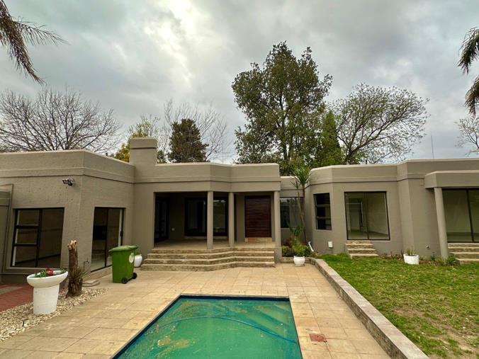 House for Sale in Sunninghill