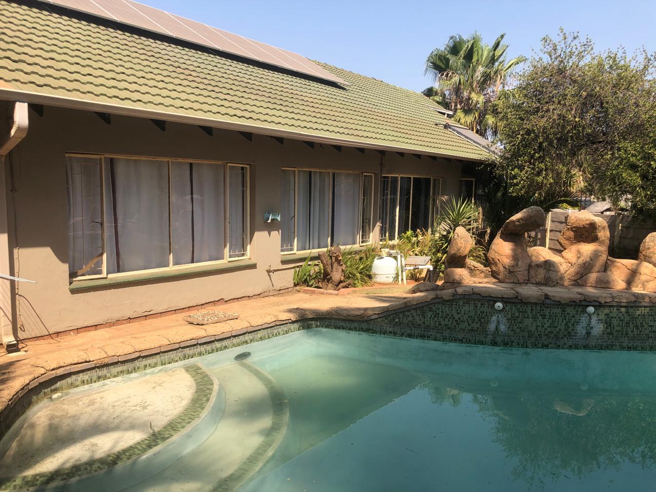 3 Bedroom House to rent in Pierre Van Ryneveld P24115075560