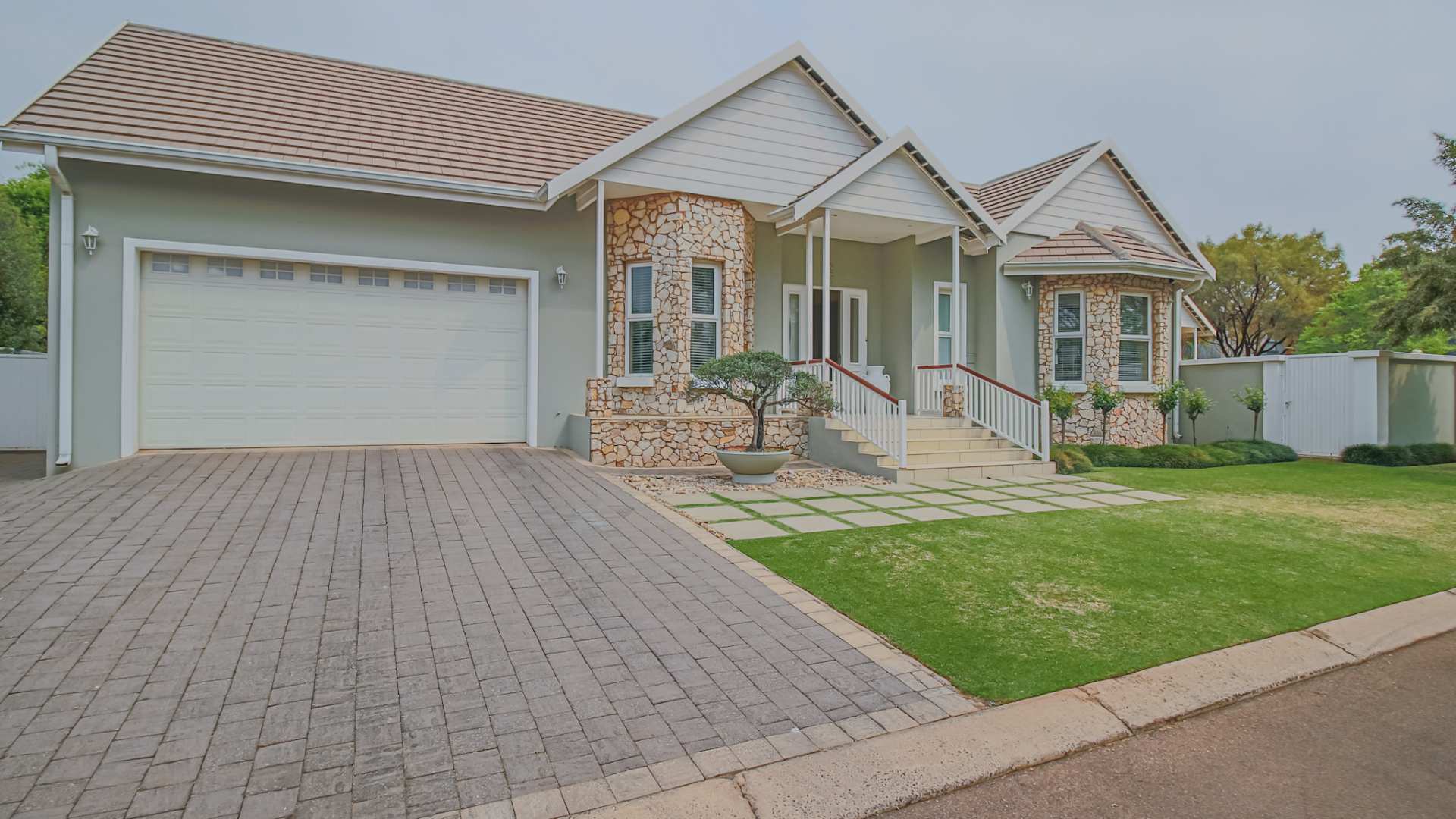 Midstream Meadows Property Houses for sale in Midstream Meadows