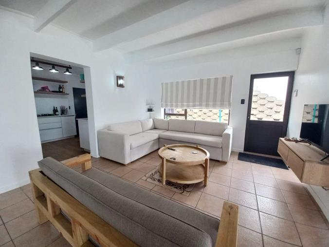 4 Bedroom House to Rent in Canals