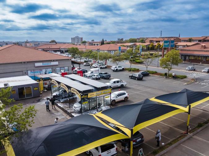 Commercial Property for Sale in New Redruth