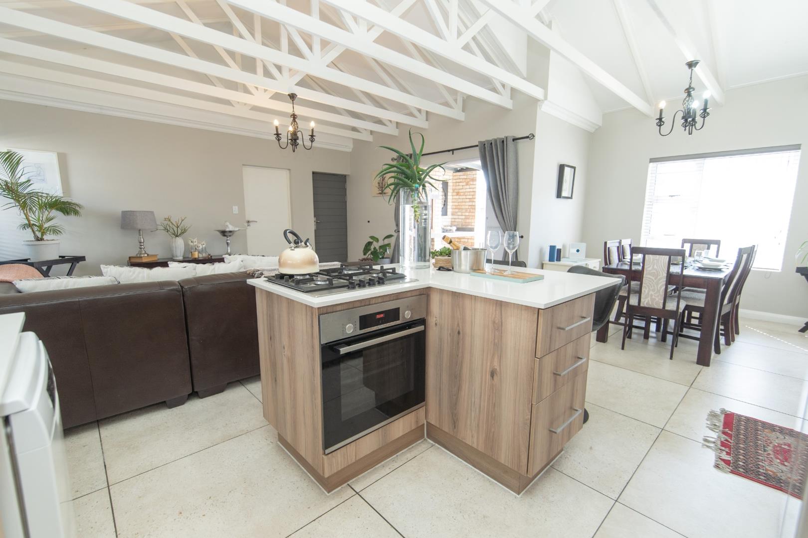 Pinelands, Port Elizabeth Property Property and houses for sale in