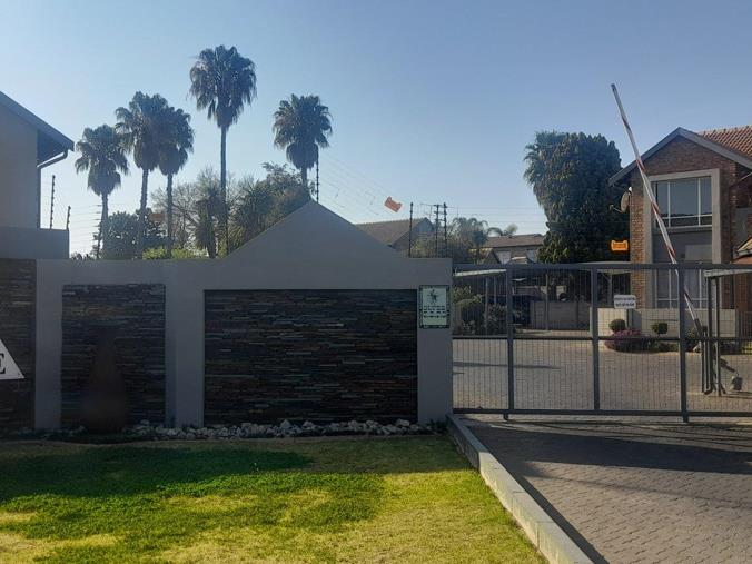 2 Bedroom Apartment / Flat to Rent in Glen Marais