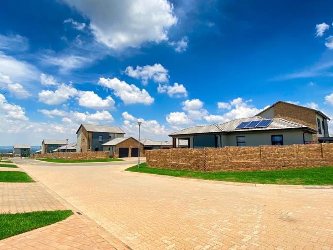 3 Bedroom House for Sale in Lion Pride