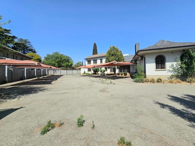 Commercial Property for Sale in Lakefield