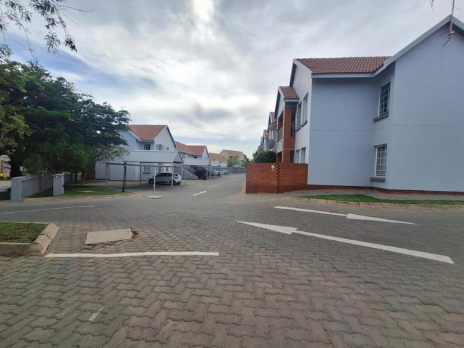 2 Bedroom Apartment / Flat to Rent in Summerfields Estate