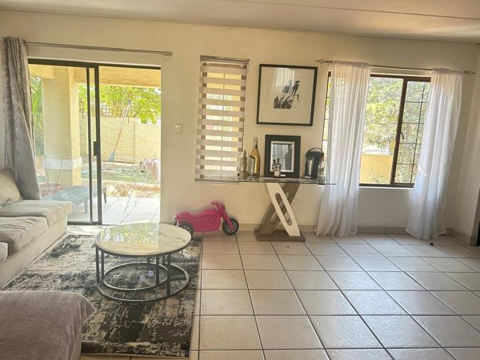 2 Bedroom Townhouse to Rent in Bloubosrand