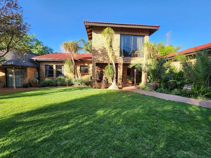 4 Bedroom House for Sale in El Toro Park