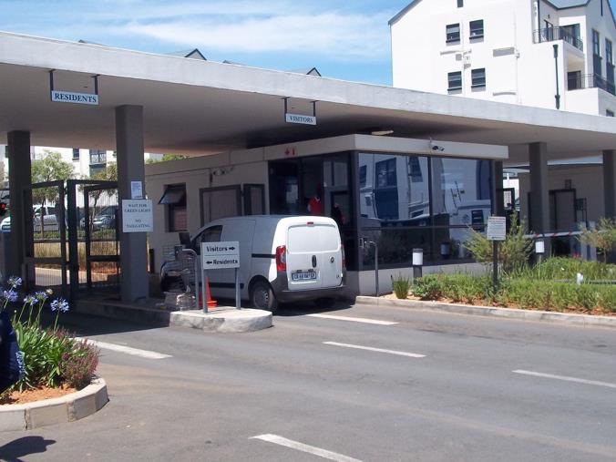 2 Bedroom Apartment / Flat to Rent in Greenstone Ridge