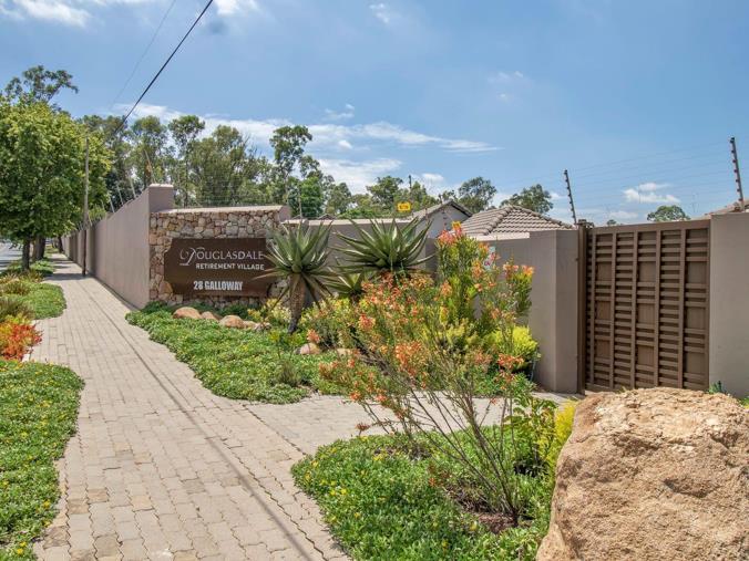 1 Bedroom House to Rent in Douglasdale