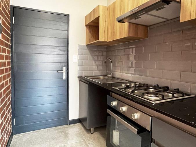 1 Bedroom Apartment / Flat to Rent in Waterfall