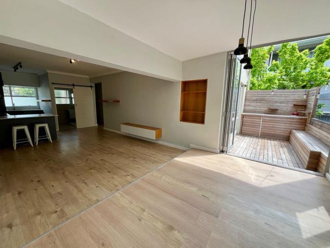 2 Bedroom Apartment / Flat to Rent in Tamboerskloof