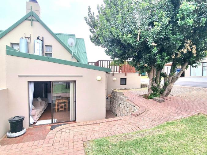 2 Bedroom House for Sale in Twee Kuilen