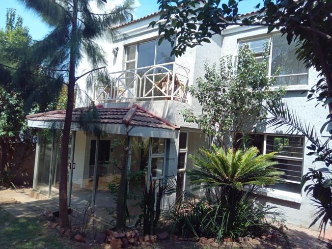 3 Bedroom House for Sale in Glen Eagle Estate