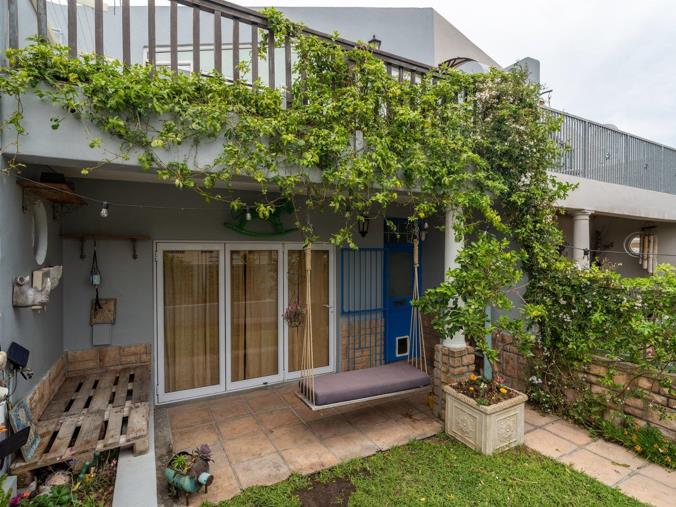 3 Bedroom House for Sale in Plumstead