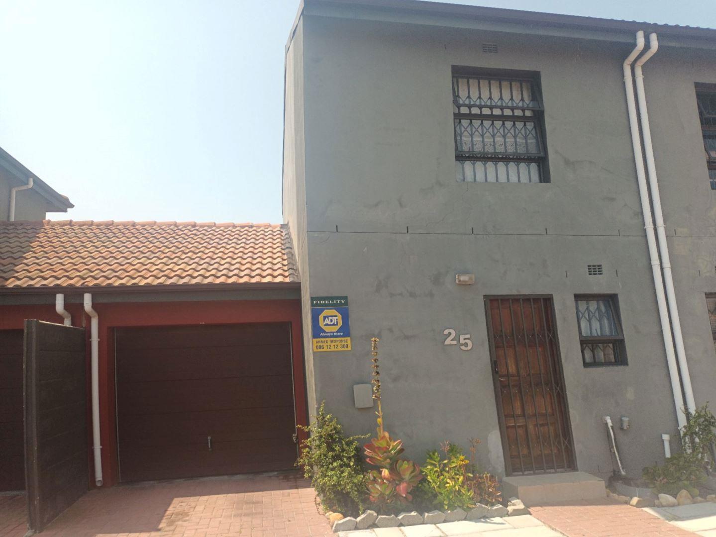 Rondevallei Property Houses for sale in Rondevallei