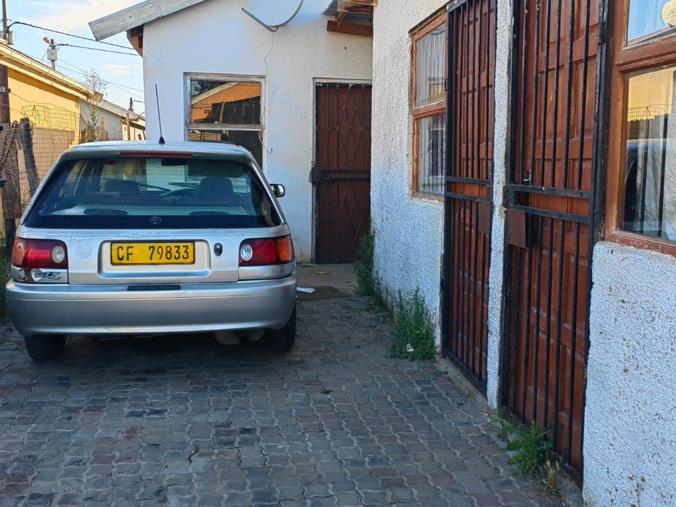 5 Bedroom House for Sale in Wallacedene