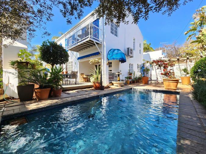 3 Bedroom House to Rent in Menlo Park