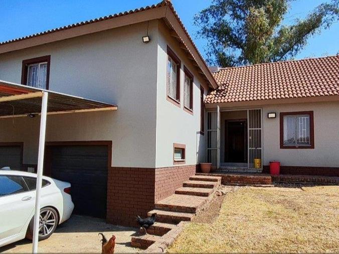 Farm for Sale in Walkerville Central