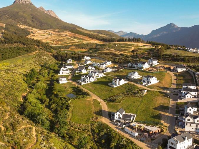 4 Bedroom House for Sale in La Roche