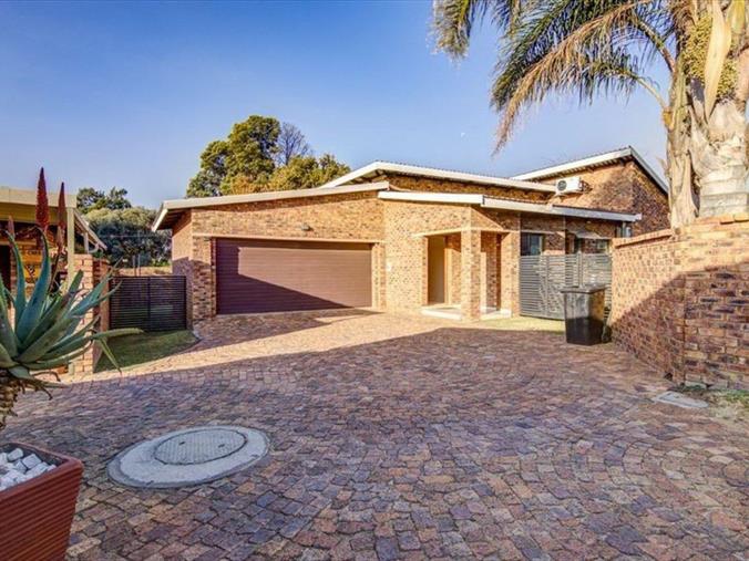 3 Bedroom House for Sale in Bredell