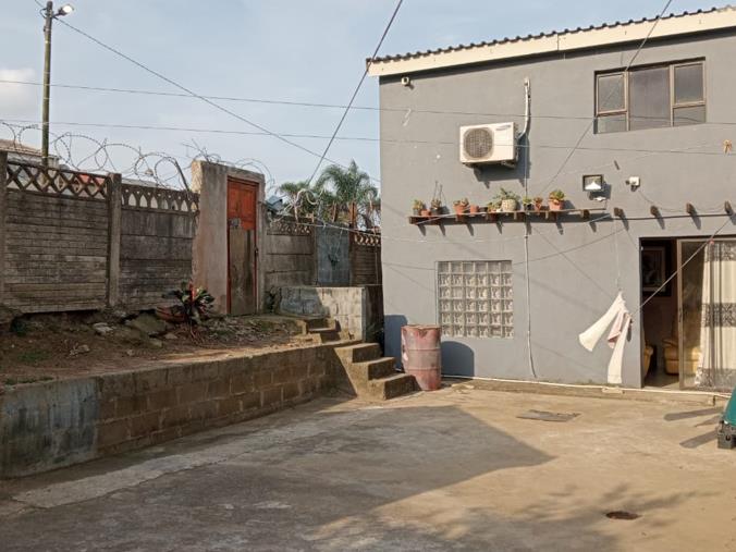 3 Bedroom House for Sale in Whetstone