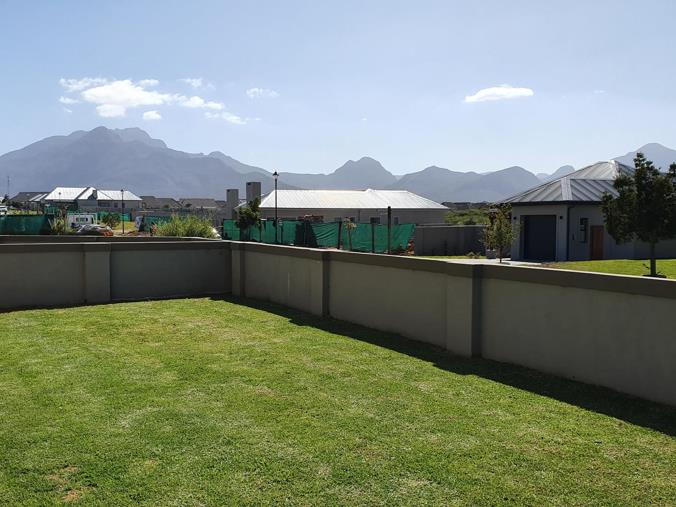 3 Bedroom House to Rent in Blue Mountain Village