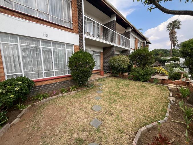 2 Bedroom Townhouse to Rent in Farrarmere