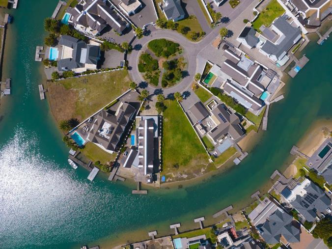 Vacant Land / Plot for Sale in Canals