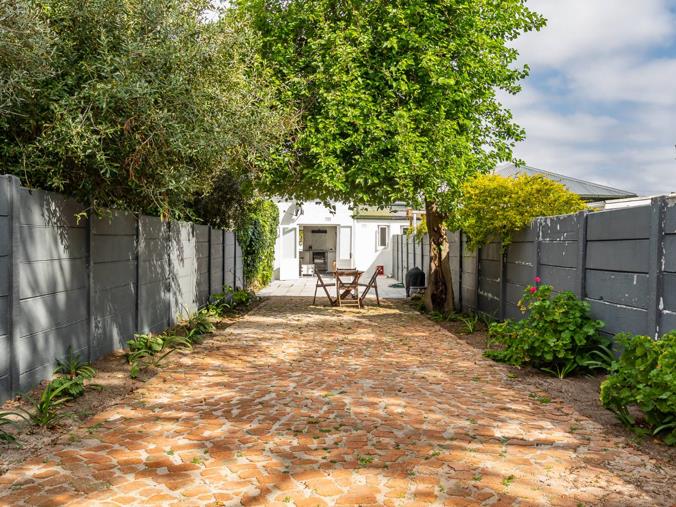 2 Bedroom House for Sale in Plumstead