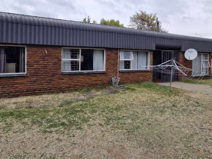 4 Bedroom House for Sale in Fichardt Park