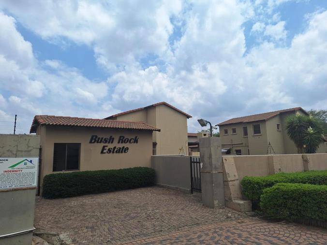 3 Bedroom Townhouse to Rent in Waterval East