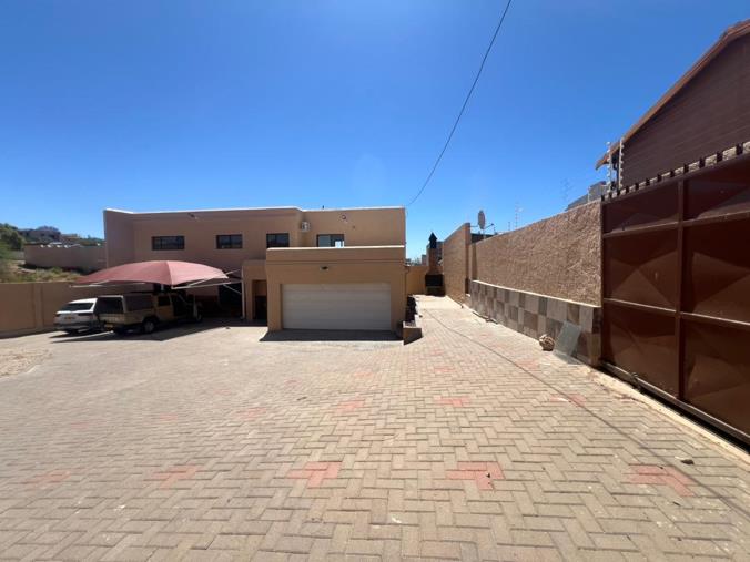 3 Bedroom House for Sale in Rocky Crest