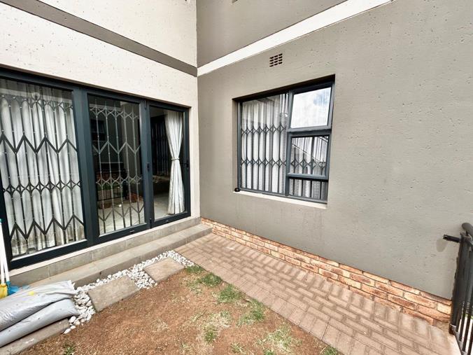 2 Bedroom Townhouse to Rent in Norton Home Estate