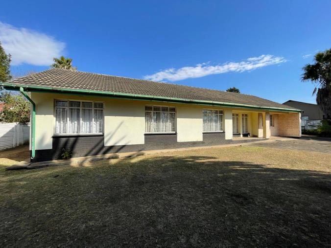 3 Bedroom House for Sale in Pioneer Park