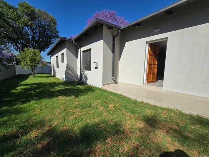 4 Bedroom House for Sale in Mountain View