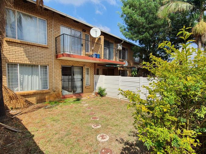 1 Bedroom Apartment / Flat for Sale in The Orchards