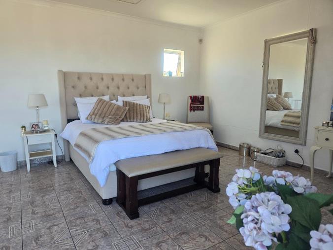 4 Bedroom House for Sale in Bay View