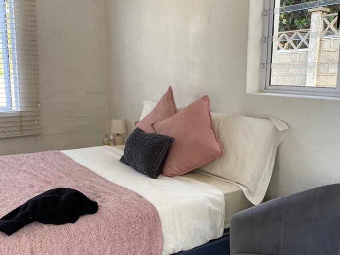 1 Bedroom House to Rent in Durban North