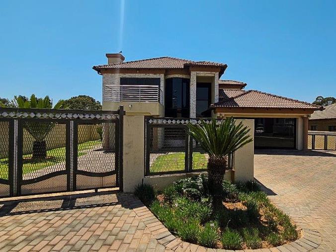 5 Bedroom House for Sale in Rayton