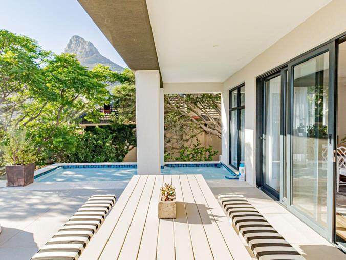 4 Bedroom House to Rent in Camps Bay