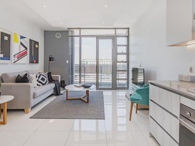 2 Bedroom Apartment / Flat for Sale in Rosebank