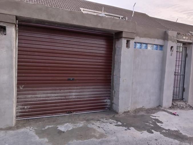 3 Bedroom House for Sale in Valhalla Park